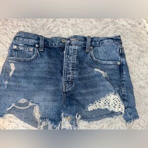 Lucky brand Jean shorts size 6/28